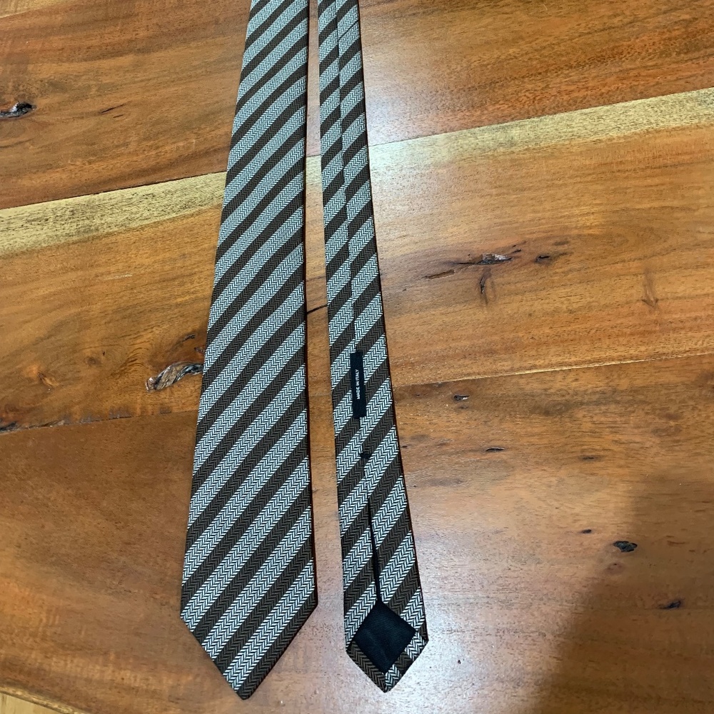 Hugo Boss Brown white silver stripe Tailored Tie 100% silk